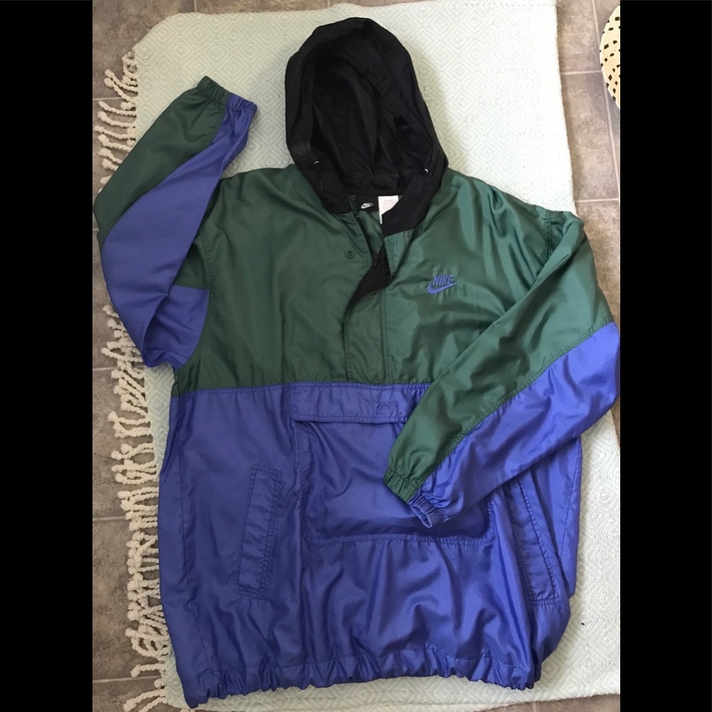 Nike windbreaker with hood